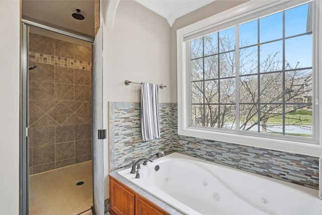 5200 THORNBROOK PKY, Columbia, MO 65203
