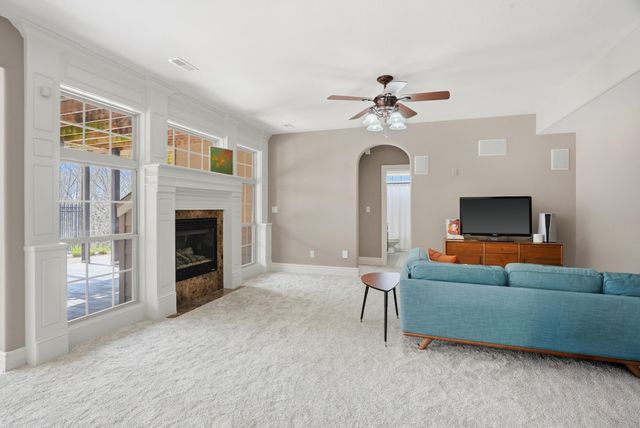 5200 THORNBROOK PKY, Columbia, MO 65203