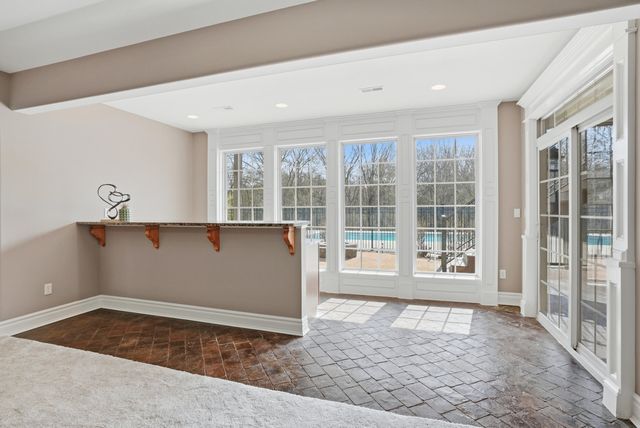 5200 THORNBROOK PKY, Columbia, MO 65203