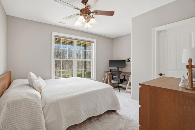 5200 THORNBROOK PKY, Columbia, MO 65203