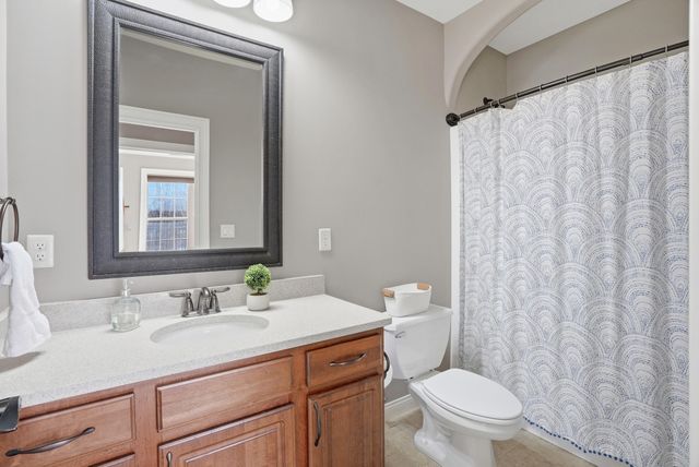 5200 THORNBROOK PKY, Columbia, MO 65203