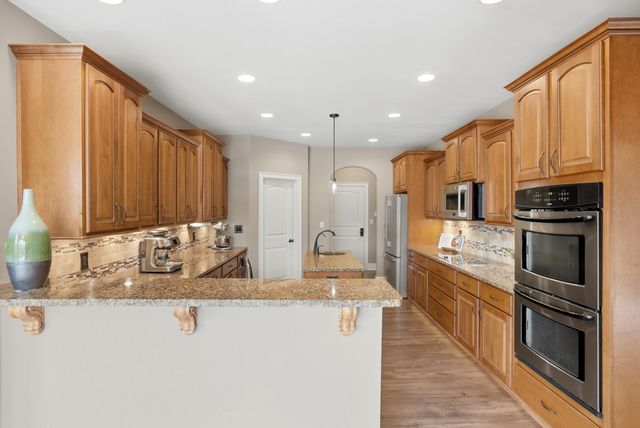 5200 THORNBROOK PKY, Columbia, MO 65203