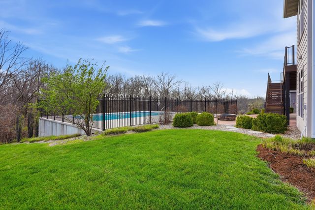 5200 THORNBROOK PKY, Columbia, MO 65203