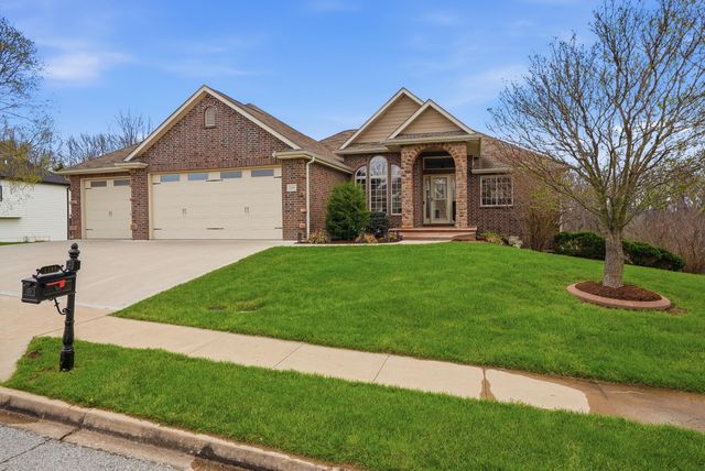 5200 THORNBROOK PKY, Columbia, MO 65203