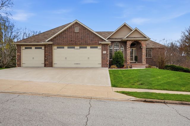 5200 THORNBROOK PKY, Columbia, MO 65203
