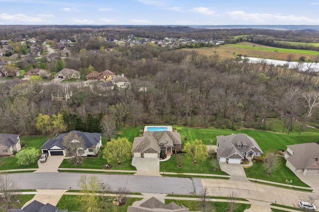 5200 THORNBROOK PKY, Columbia, MO 65203