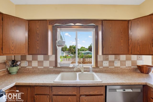 823 Tracy Street, Owosso Twp, MI 48867