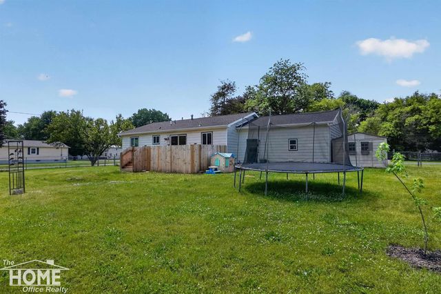 823 Tracy Street, Owosso Twp, MI 48867