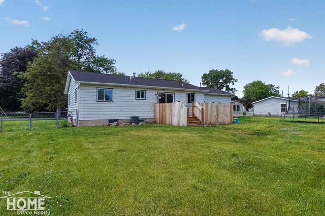 823 Tracy Street, Owosso Twp, MI 48867