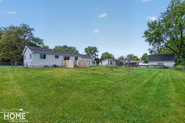 823 Tracy Street, Owosso Twp, MI 48867
