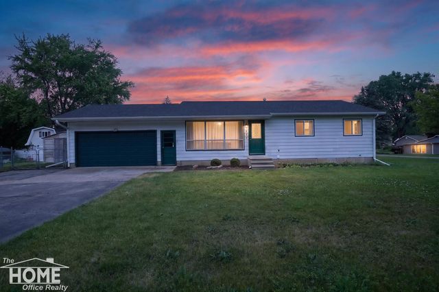 823 Tracy Street, Owosso Twp, MI 48867