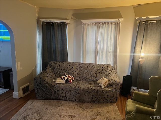 110 Clinton Place, Utica, NY 13501