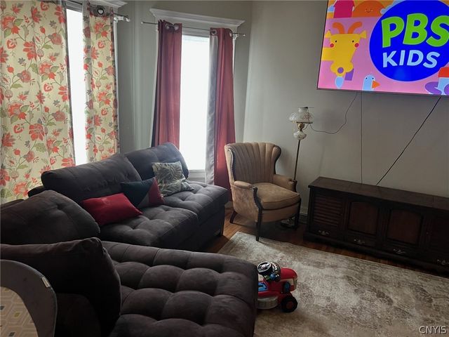 110 Clinton Place, Utica, NY 13501