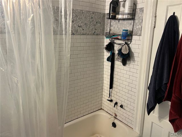 110 Clinton Place, Utica, NY 13501