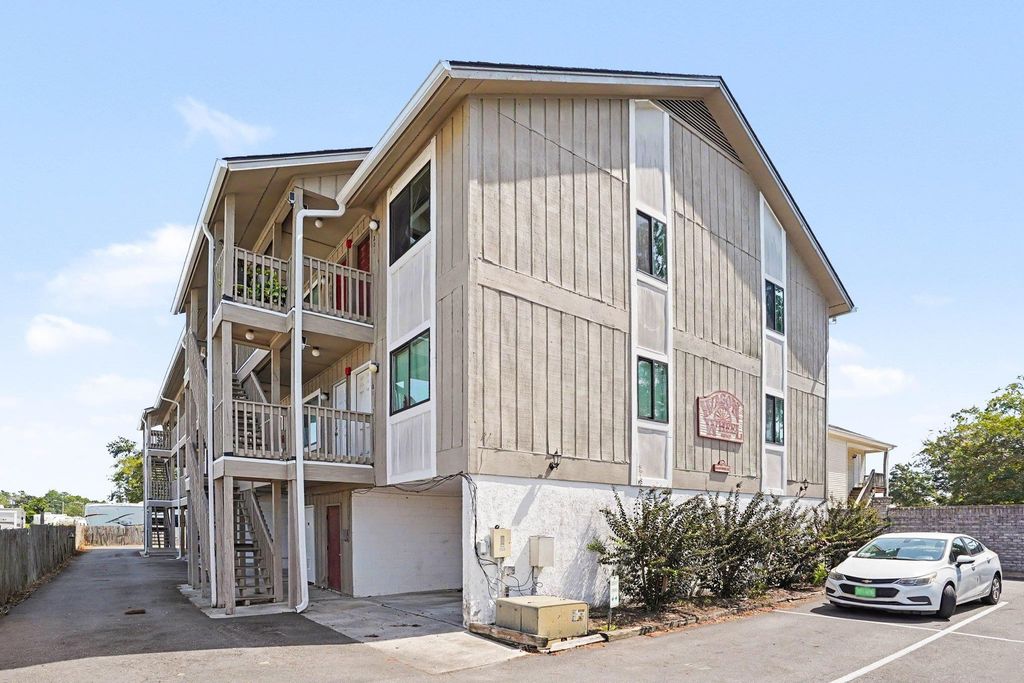 603 Wagon Wheel Rd Apt 203, Myrtle Beach, SC 29572 — exterior
