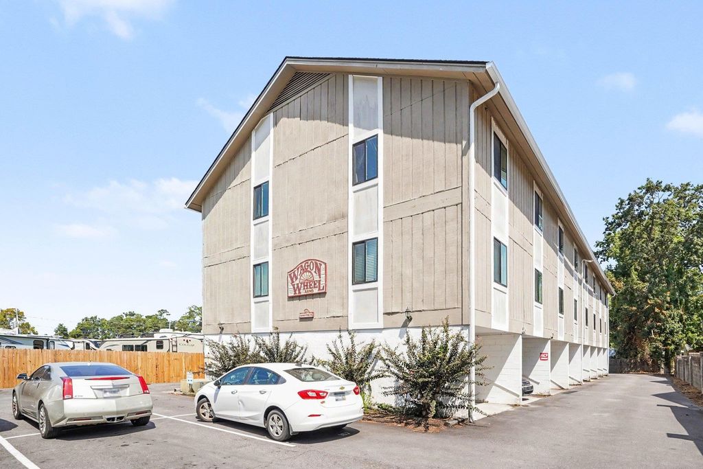 603 Wagon Wheel Rd Apt 203, Myrtle Beach, SC 29572 — photo 3