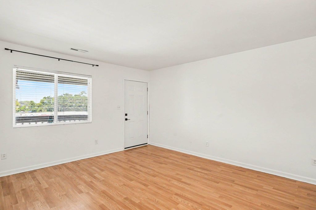 603 Wagon Wheel Rd Apt 203, Myrtle Beach, SC 29572 — photo 5