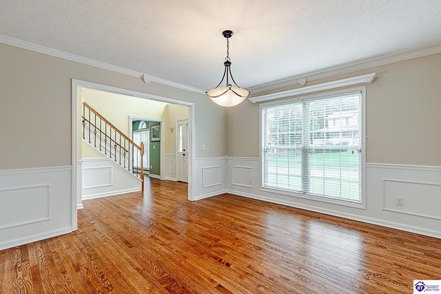 805 Greenview Circle, Elizabethtown, KY 42701