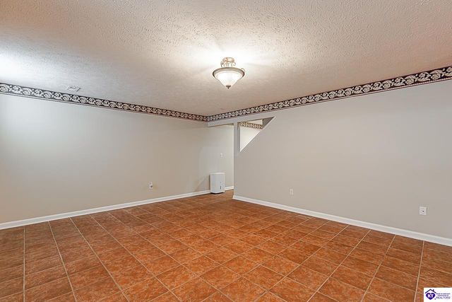 805 Greenview Circle, Elizabethtown, KY 42701
