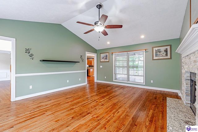 805 Greenview Circle, Elizabethtown, KY 42701