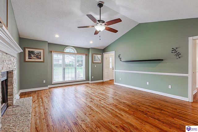 805 Greenview Circle, Elizabethtown, KY 42701