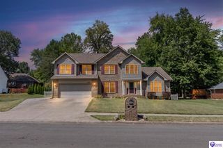 805 Greenview Circle, Elizabethtown, KY 42701