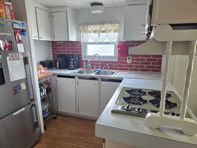 2900 Cranberry Hwy 31, Wareham, MA 02538