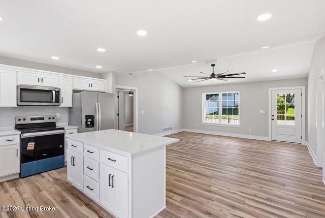 113 Crutcher St, Vine Grove, KY 40175