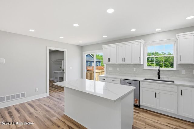 113 Crutcher St, Vine Grove, KY 40175