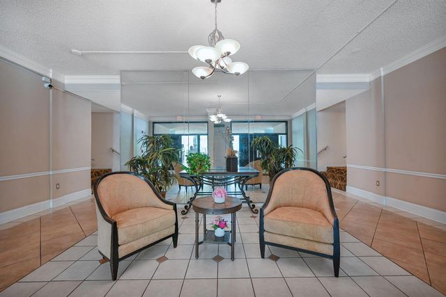500 Executive Center Drive 3i, West Palm Beach, FL 33401