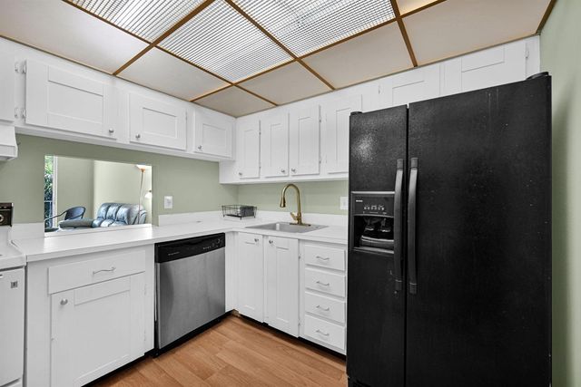 500 Executive Center Drive 3i, West Palm Beach, FL 33401