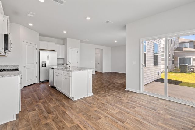 112 Holly Leaf, Summerville, SC 29486