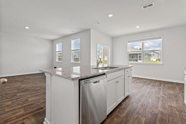 112 Holly Leaf, Summerville, SC 29486