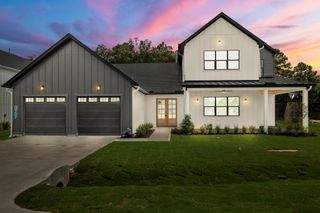 8707 Water Oak Drive, Tomball, TX 77375
