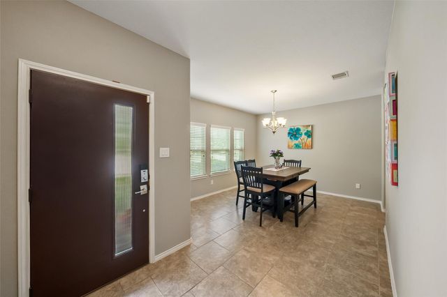 163 Meadow Valley Drive, Conroe, TX 77384