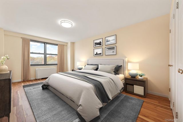 70-25 Yellowstone Boulevard 3U, Forest Hills, NY 11375