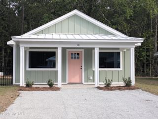 162 Long Pond Loop, Swansboro, NC 28584