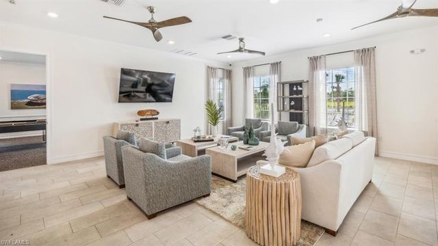 17590 Shade Tree LOOP, Punta Gorda, FL 33982