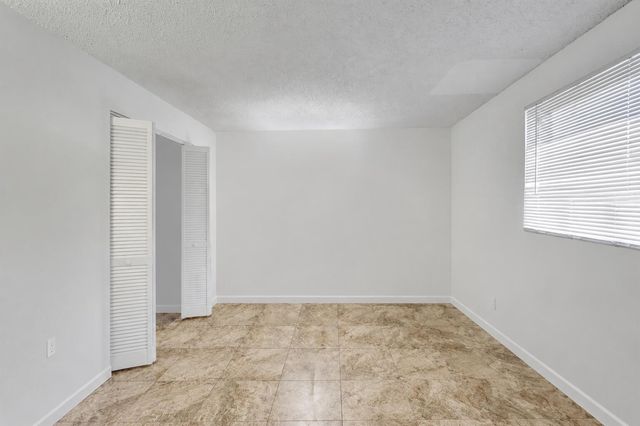 850 E Commercial Boulevard 250f, Oakland Park, FL 33334