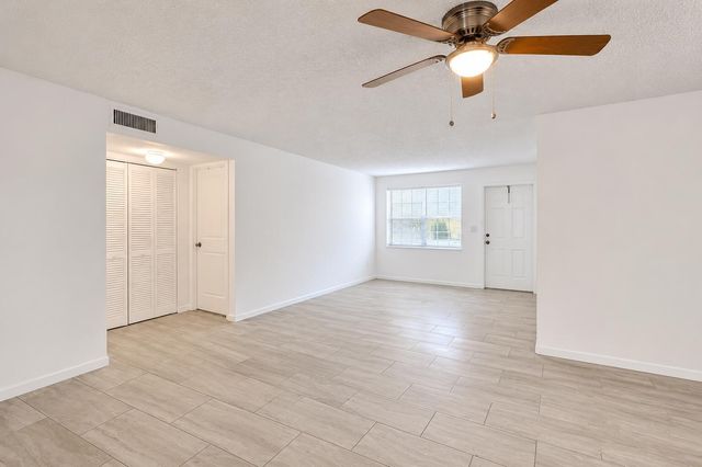 850 E Commercial Boulevard 250f, Oakland Park, FL 33334