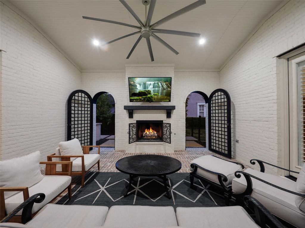 12313 Winding Hollow Lane, Frisco, TX 75033 — photo 2
