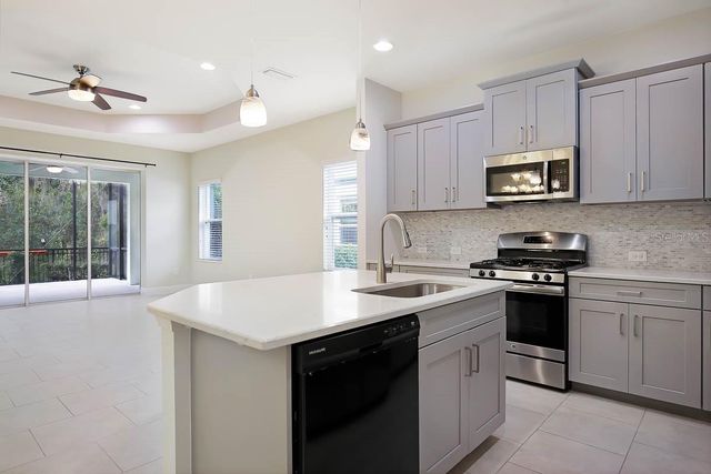 13576 CIRCA CROSSING DRIVE, Lithia, FL 33547