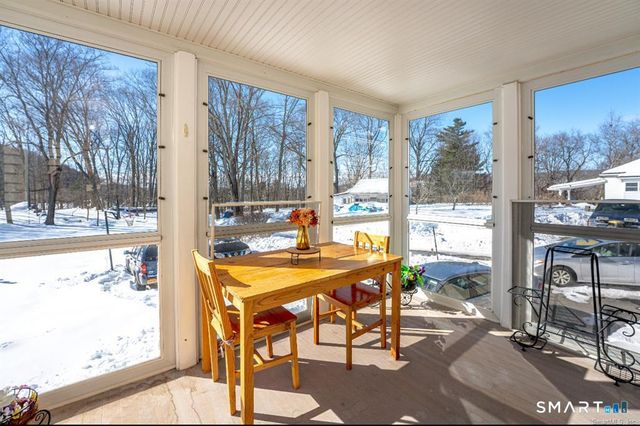 136 Pearl Lake Road, Waterbury, CT 06706