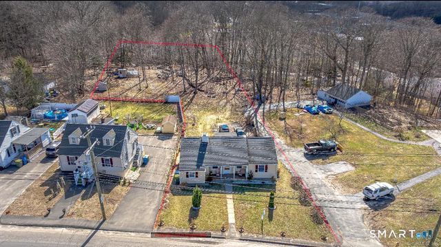136 Pearl Lake Road, Waterbury, CT 06706