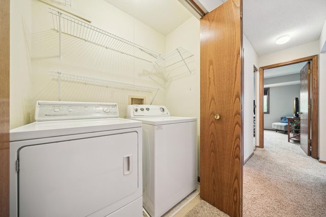 369 Belvidere Street E 369B, Saint Paul, MN 55107