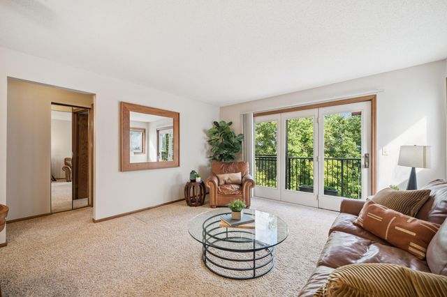 369 Belvidere Street E 369B, Saint Paul, MN 55107