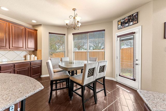 26042 Laurel, San Antonio, TX 78260