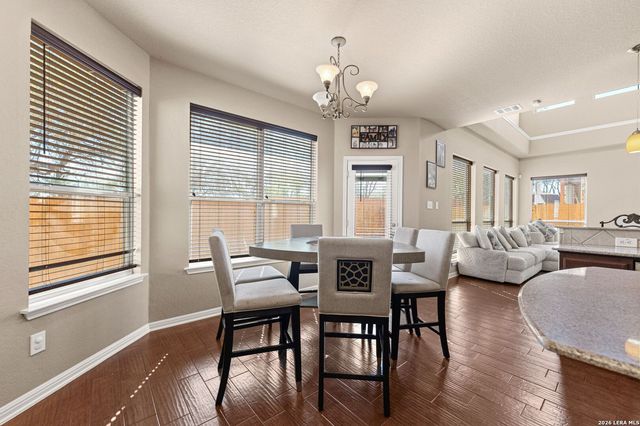 26042 Laurel, San Antonio, TX 78260