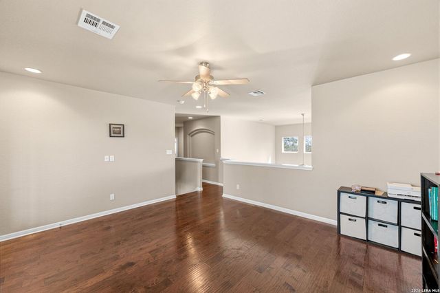 26042 Laurel, San Antonio, TX 78260