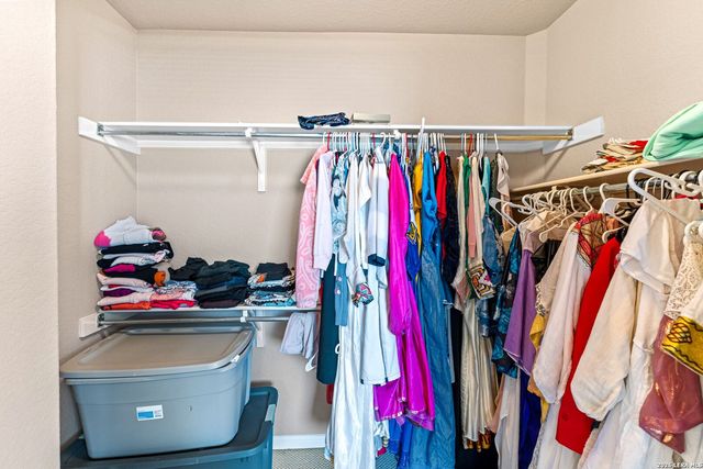 26042 Laurel, San Antonio, TX 78260